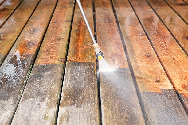 Best Sidewalk Pressure Washing  in Parsons, TN